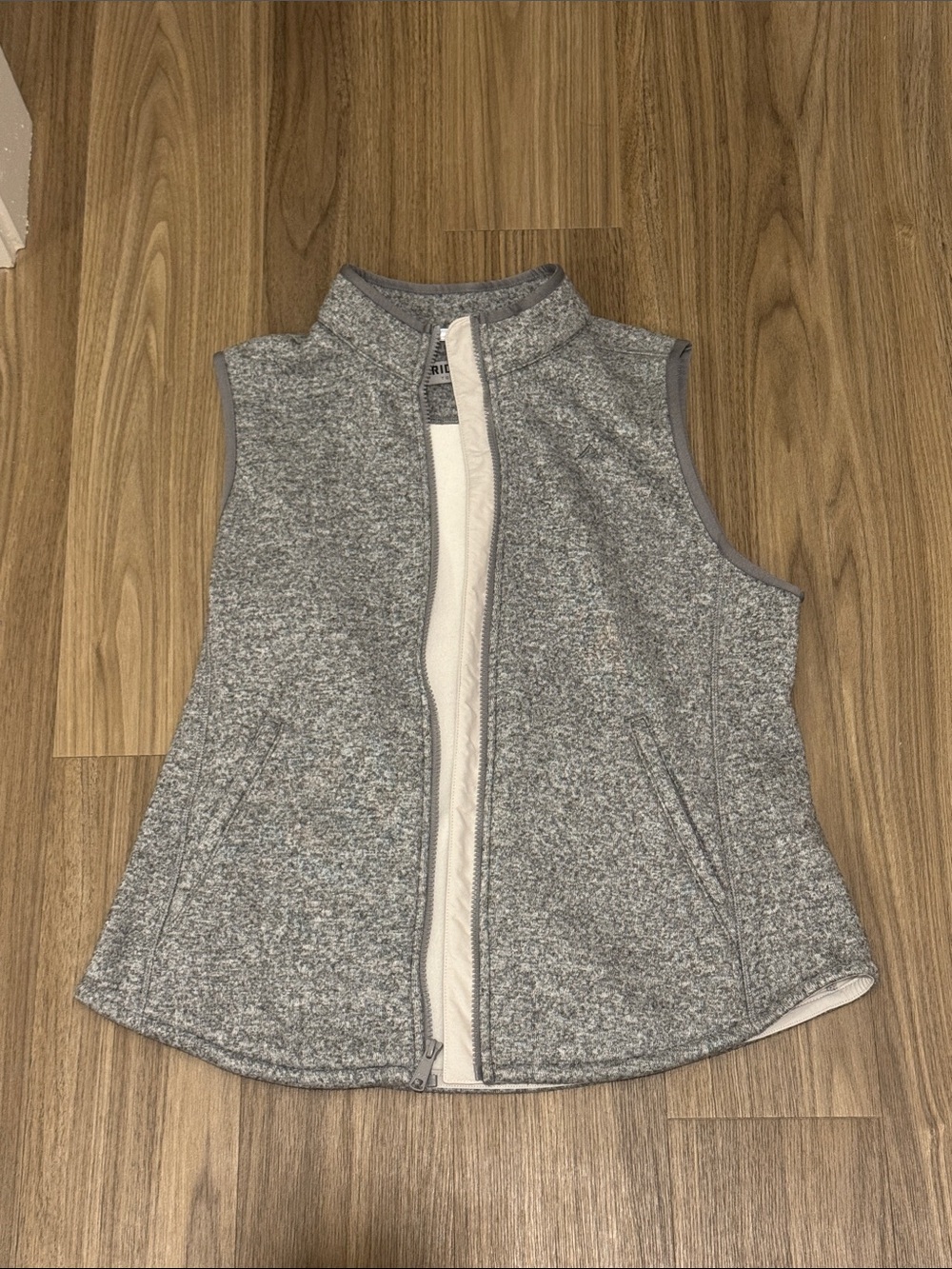 Ridgecut Toughwear Gray Heather Full Zip Fleece Vest Women’s Medium